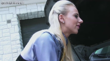 Looking For A Piss Fix!?  We've Got You Ladies Covered! Screencap 4 on sinx.preview.netperv.com