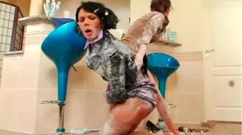 Hygenic Hijinks Screencap 65 on sinx.preview.netperv.com