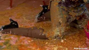 Eggy Snatch Screencap 98 on sinx.preview.netperv.com