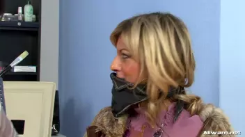 Fur Coats and Eggs Just Don't Mix... Screencap 33 on sinx.preview.netperv.com