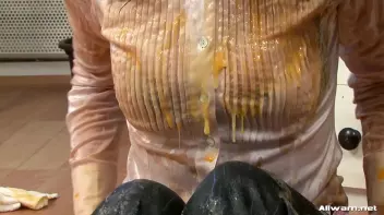 Fur Coats and Eggs Just Don't Mix... Screencap 60 on sinx.preview.netperv.com