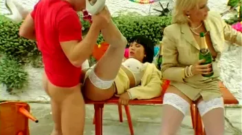 Party In Style Screencap 70 on sinx.preview.netperv.com