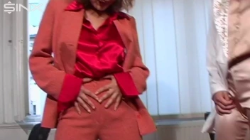 Girls Get Their Way In After Work Group Pissing Screencap 29 on sinx.preview.netperv.com