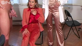 Girls Get Their Way In After Work Group Pissing Screencap 40 on sinx.preview.netperv.com