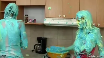 Cakes Covered In Icing Screencap 44 on sinx.preview.netperv.com