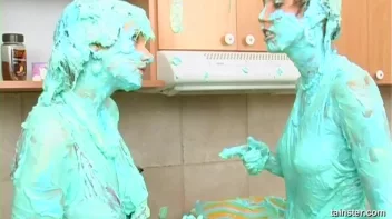 Cakes Covered In Icing Screencap 64 on sinx.preview.netperv.com