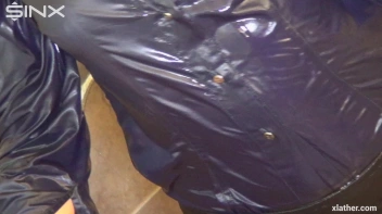 Horny Babe's Wet Cool Down Screencap 22 on sinx.preview.netperv.com