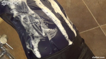 Horny Babe's Wet Cool Down Screencap 53 on sinx.preview.netperv.com