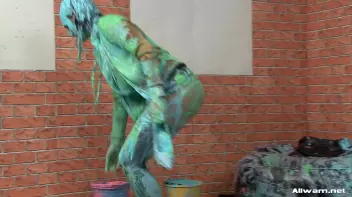 Eurobabe Painting 101 Screencap 104 on sinx.preview.netperv.com