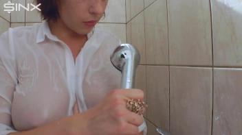 Gorgeous Big Tits Brunette Shower Fun Screencap 31 on sinx.preview.netperv.com