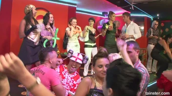 Bikini Beach Balls Part 1 - Cam 2 Screencap 2 on sinx.preview.netperv.com