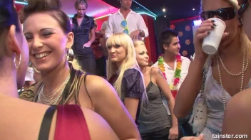 Bikini Beach Balls Part 1 - Cam 2 Screencap 8 on sinx.preview.netperv.com