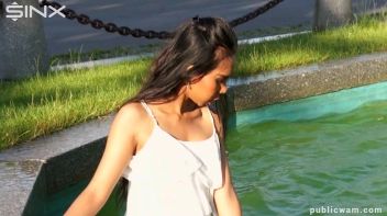 Girlfriends Get Wet Messy And Wild - 2 Screencap 4 on sinx.preview.netperv.com