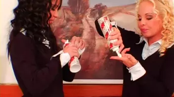 CATHOLIC SCHOOL BABES RULE! Screencap 5 on sinx.preview.netperv.com