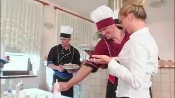 Cake Party Part 1 Screencap 24 on sinx.preview.netperv.com