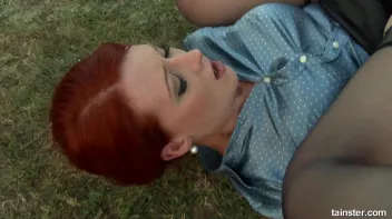 Cum on her short skirt Screencap 96 on sinx.preview.netperv.com