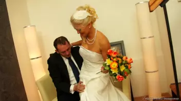 You May Now Piss On The Bride Screencap 3 on sinx.preview.netperv.com