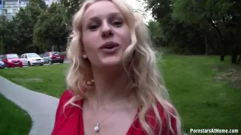 Bus Stop Babe Gives Killer Blowjobs Screencap 32 on sinx.preview.netperv.com