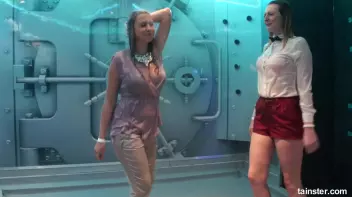 Spectacular wetlook dancing Screencap 67 on sinx.preview.netperv.com
