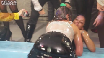 Messy Wrestling: Multi Battle Oil Freaks Slop It Up And Bring The Heat! Screencap 93 on sinx.preview.netperv.com