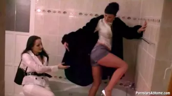 Wet Those White Tops Down! Screencap 59 on sinx.preview.netperv.com