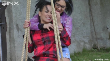 Tickling Turns Into Full Blown Food Fight! Screencap 13 on sinx.preview.netperv.com