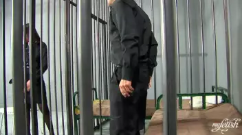 The Tiger And Her Boy Toy Screencap 2 on sinx.preview.netperv.com