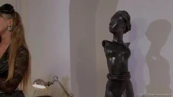 Eurobabe Piss Goddess Takes Advantage Of The Law Screencap 86 on sinx.preview.netperv.com