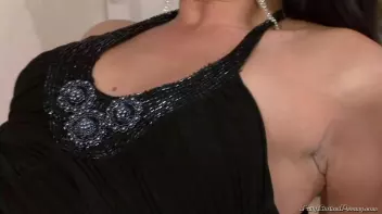 Eurobabe Piss Goddess Takes Advantage Of The Law Screencap 27 on sinx.preview.netperv.com