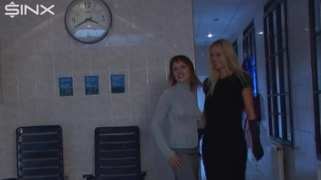 Gorgeous Models Get Wet For The Gym Guys! Screencap 1 on sinx.preview.netperv.com