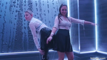 Shower Shakers! Screencap 33 on sinx.preview.netperv.com