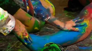 Painting Lesson Turns Messy Screencap 92 on sinx.preview.netperv.com