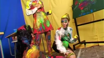 Painting Lesson Turns Messy Screencap 69 on sinx.preview.netperv.com