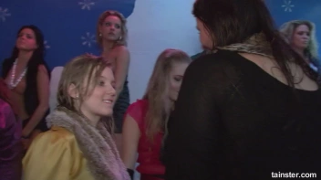 Winter WonderBang Part 4 - Cam 1 Screencap 91 on sinx.preview.netperv.com