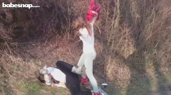 Skating Into A Catfight Disaster! Screencap 17 on sinx.preview.netperv.com