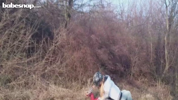 Skating Into A Catfight Disaster! Screencap 4 on sinx.preview.netperv.com