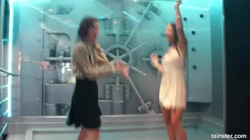 Secretaries dripping wet  Screencap 44 on sinx.preview.netperv.com