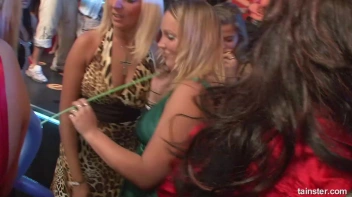 Bikini Beach Balls Part 1 - Cam 1 Screencap 18 on sinx.preview.netperv.com