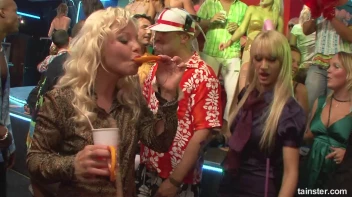 Bikini Beach Balls Part 1 - Cam 1 Screencap 26 on sinx.preview.netperv.com