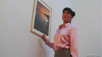 Sarah Gets Soaked! Screencap 2 on sinx.preview.netperv.com