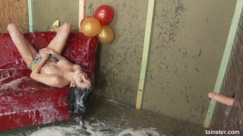 Solo Party Creams Her Mouth And Covers Her Hot Body! Screencap 97 on sinx.preview.netperv.com