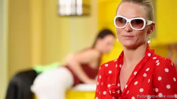 Cooking Up A Hot Pussy Feast In The Kitchen Screencap 1 on sinx.preview.netperv.com