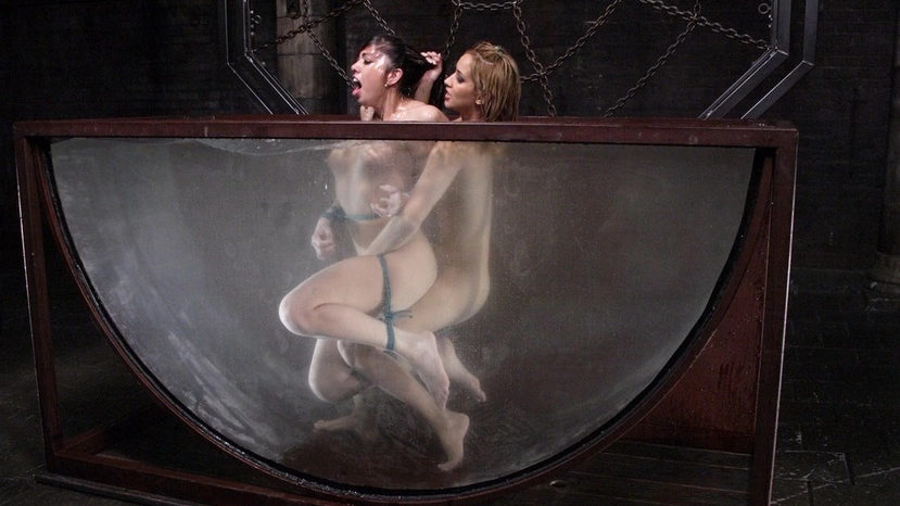 Isis Love And Satine Phoenix on sinx.preview.netperv.com