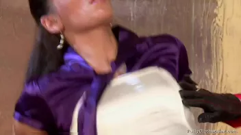 High Society Fuck Friends Screencap 54 on sinx.preview.netperv.com