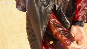 Clothed Sexy Blonde Lathers Up Her Hair Screencap 28 on sinx.preview.netperv.com