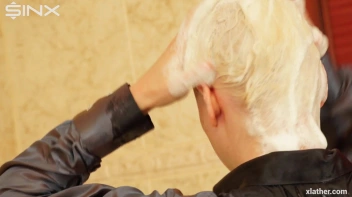 Clothed Sexy Blonde Lathers Up Her Hair Screencap 33 on sinx.preview.netperv.com