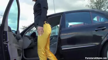 Satisfied Shopper Marks Her Territory! Screencap 39 on sinx.preview.netperv.com