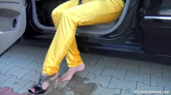 Satisfied Shopper Marks Her Territory! Screencap 73 on sinx.preview.netperv.com