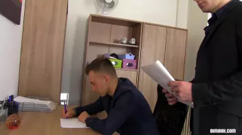 Bisexual tension on the work floor Screencap 1 on sinx.preview.netperv.com