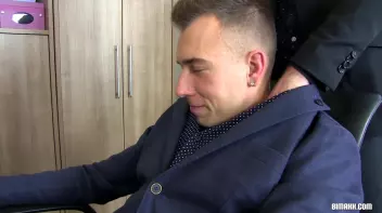 Bisexual tension on the work floor Screencap 10 on sinx.preview.netperv.com